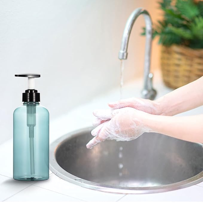 Yebeauty Pump Bottle, 2 Pack 17oz Plastic Lotion Bottle Pump Dispenser Large Bottle for Shampoo Soap, Clear Blue