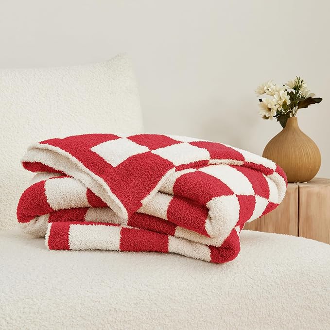 CozeCube Super Soft Fullfy Microfiber Reversible Knitted Blankets, Warm Cozy Fuzzy Plush Throw, Christmas red and White Checkered Throw Blanket for Couch Bed Sofa, 60" x 80"