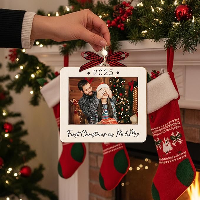 First Christmas As Mr And Mrs 2025 Picture Frame Ornament - Wedding Gifts for Newlyweds - First Christmas Married Ornament 2025 - Newlyweds Gifts For Couples - Mr And Mrs Wedding Gift