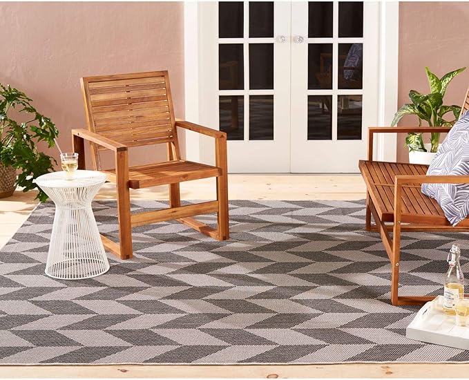 Nicole Miller New York Patio Country Calla Contemporary Herringbone Indoor/Outdoor Area Rug, Black/Grey, 3'11"x5'2"