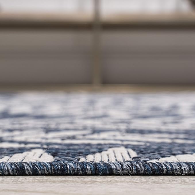 JONATHAN Y Palm Frond Indoor Outdoor Octagon Area Rug 8 Ft Navy/Ivory, Nevis for Backyard, Patio, Porch, Easy-Cleaning, High Traffic, Pet-Friendly, Non-Shedding (SMB119B-8TGN)