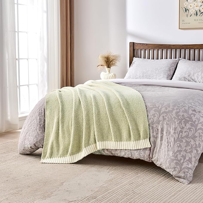 CozeCube Super Soft Fullfy Microfiber Reversible Knitted Blankets, Warm Cozy Fuzzy Plush Throw, Sage Green and White Melange Throw Blanket for Couch Bed Sofa, 60" x 80"