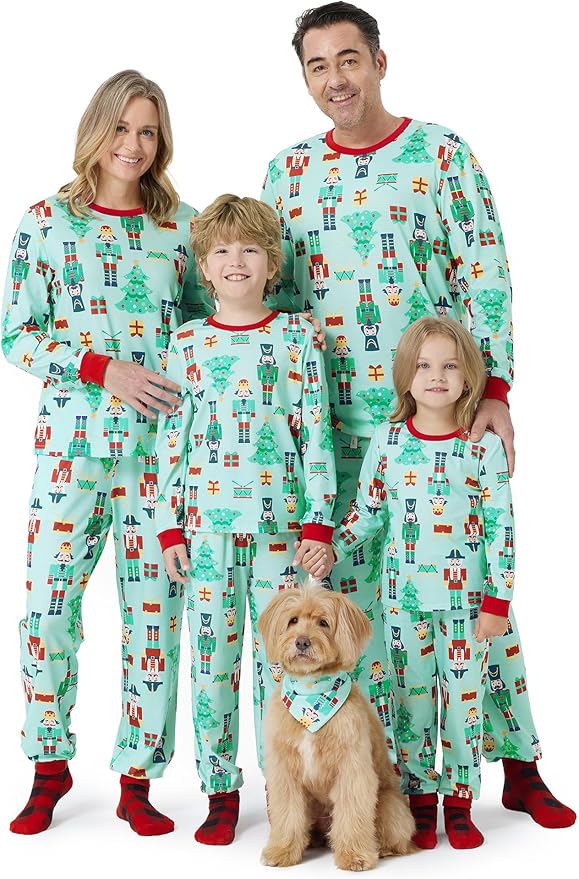 PATPAT Christmas Family Matching Pajama Sets Includes Christmas Socks - Perfect for Family Photos & Holiday Celebrations