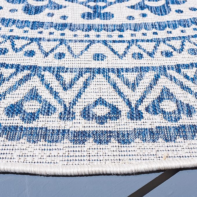 SAFAVIEH Washable Rug Outdoor Courtyard Collection - 6'7" Round, Ivory & Navy, Non-Shedding & Easy Cleaning, Ideal for Patio, Backyard, Mudroom (CY8734-53412)