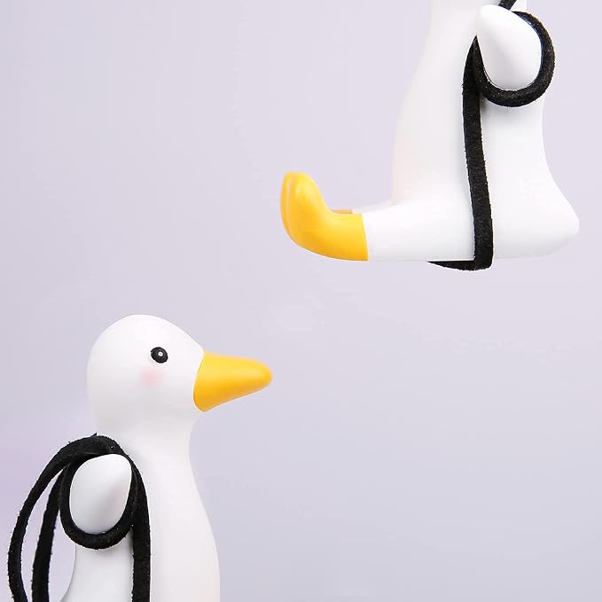 YGMONER Cute Swinging Duck Car Rear View Mirror Hanging Accessories Funny Car Interior Decor Gifts for Women Men (Duck)