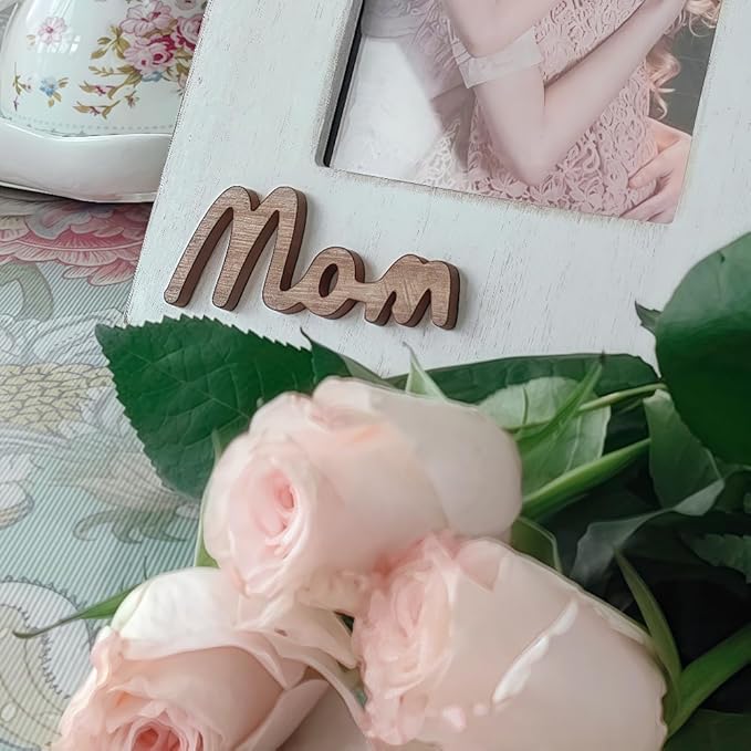 I Love You Mom Photo Frame with Heart,Wooden Mom Picture Frame 4x6 Horizontal from Daughter/Son,Mother's Day Gift,Present for Stepmother, Mommy Birtheday Gift