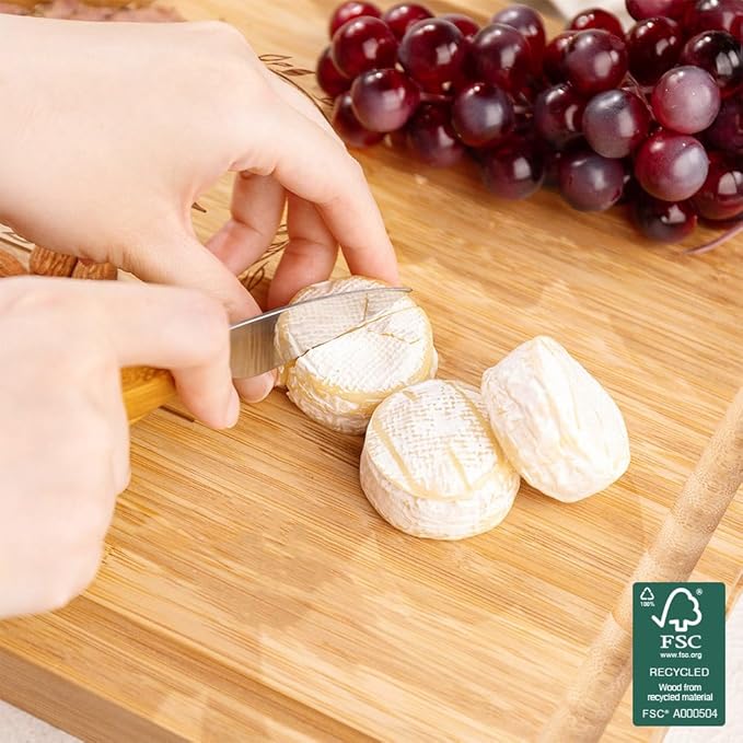 callie Personalized Family Cutting Board, Bamboo Charcuterie Boards with Juice Grooves, Engraved Name Christmas, Housewarming Gifts for Family (S, M, L)