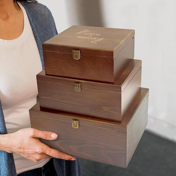 Custom family memory Box, Personalized Keepsake Wood Box, walnut colored Wood Keepsake Box, Girlfriend, Couple,Engagement Wedding Card box