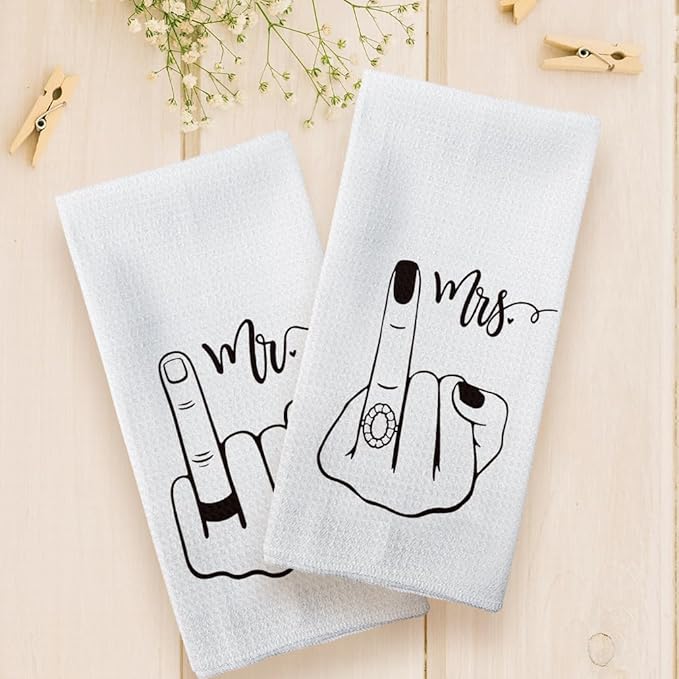 Mr and Mrs Wedding Gifts Kitchen Towels Set of 2, Couple Gifts Hand Towels, Wedding Engagement Gifts for Couples Newlyweds Bride Groom Dish Towels Tea Towels, Just Married Gifts, 16x24 Inch