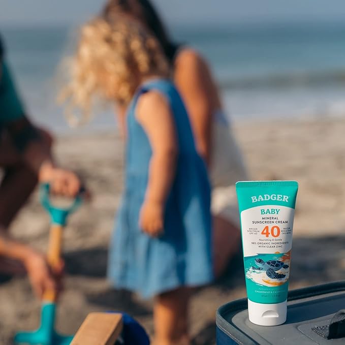 Badger Mineral Baby Sunscreen Cream SPF 40, 98% Organic Toddler Sunscreen with Zinc Oxide, Broad Spectrum, Reef Safe, Water Resistant, Pediatrician Tested Baby Sunblock for Sensitive Skin, 2.9 fl oz