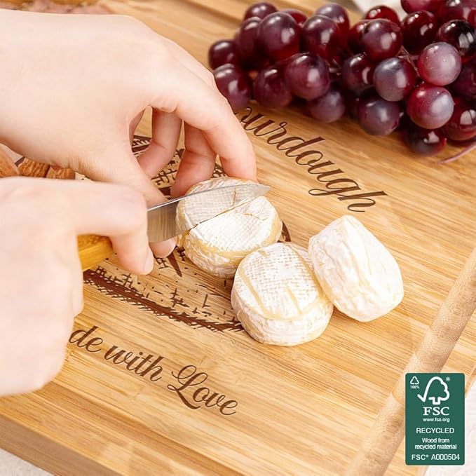 callie Personalized Bread Cutting Board, Decorative Bamboo Charcuterie Serving Tray, Customized Sourdough Gifts for Bakers, Baking Lovers Mom Friend Chefs (S, M, L)