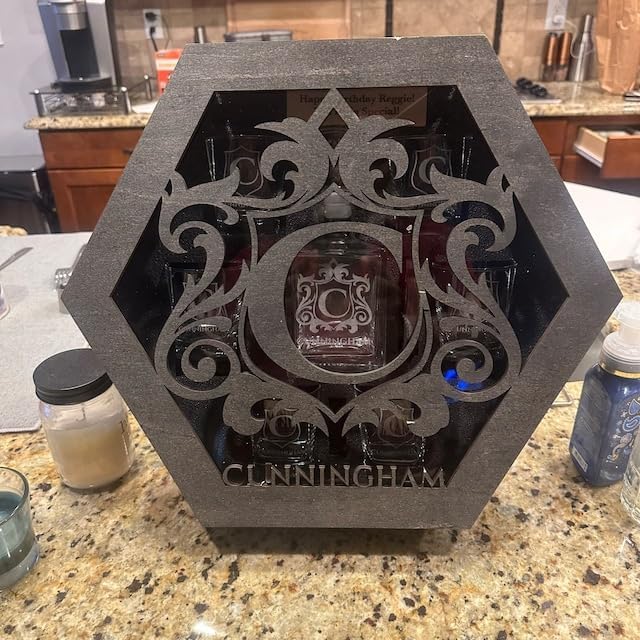 Personalized Whiskey Decanter Set for Men Dad Custom Liquor Decanters Wooden Box Whiskey Glasses Father's Day Gift for Grandpa Birthday Anniversary Christmas