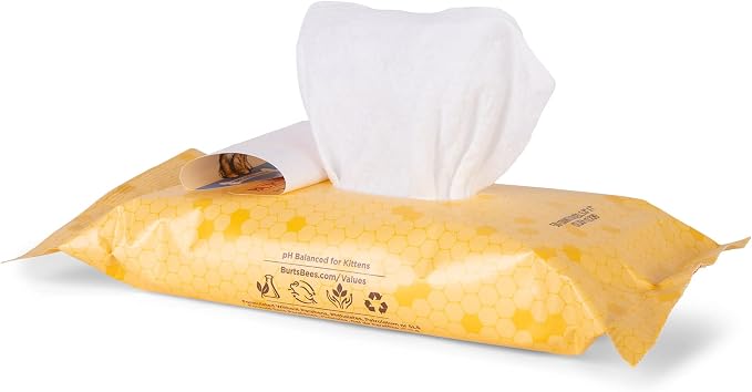 Burts Bees for Pets Kitten Grooming Wipes with Buttermilk, 50 Count, 6-Pack | Waterless bath wipes clean face, paws, tail, and coat, gentle alternative to bathing for indoor cats