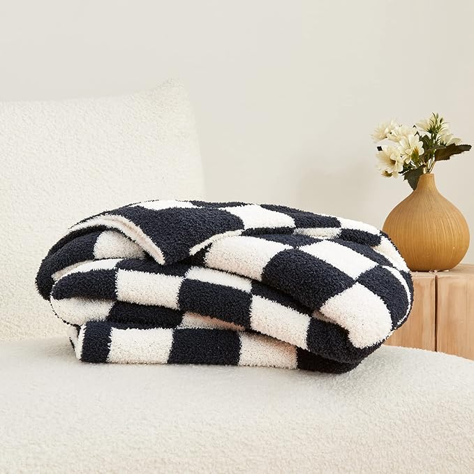 CozeCube Super Soft Fullfy Microfiber Reversible Knitted Blankets, Warm Cozy Fuzzy Plush Throw, Black and White Checkered Throw Blanket for Couch Bed Sofa, 60" x 80"