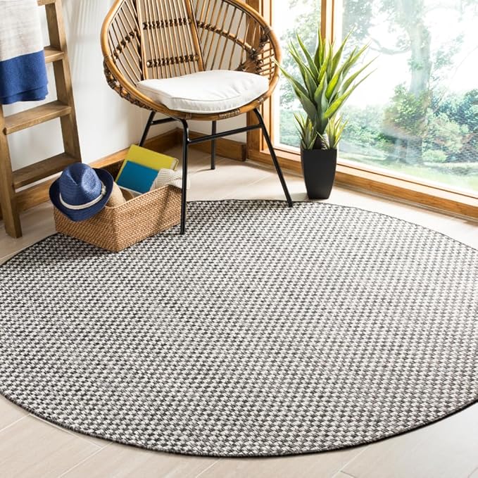 SAFAVIEH Washable Rug Outdoor Courtyard Collection - 7'10" Round, Black & Light Grey, Non-Shedding & Easy Cleaning, Ideal for Patio, Backyard, Mudroom (CY8653-37621)