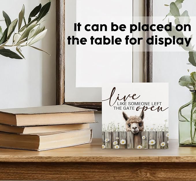 Live like Someone Left the Gate Open Alpaca Wooden Signs,Farm Cottagecore Animal Office Kitchen Bedroom Decor,Rustic Farmhouse Home Decor Signs,Alpaca Gifts for Women