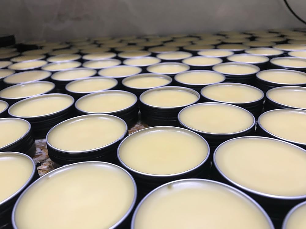 Salve, Hand Salve, Healing Balm, Dry Skin Salve with Beeswax and Propolis, Skin Repair, Moisturizer, All Natural, Planet Bee Apiary LAVENDER BEE SALVE 1oz