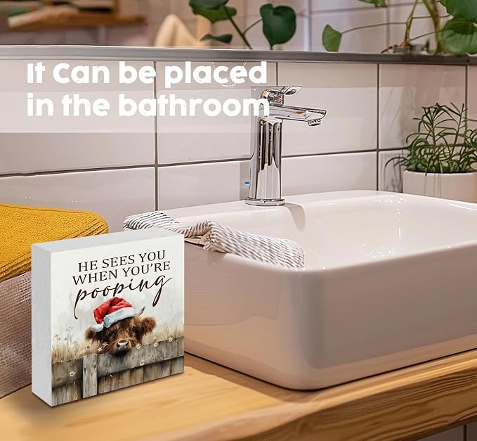 Christmas Highland Cow Bathroom Decor Sign - Farmhouse Western Christmas Animal Bathroom Decor,Rustic Farm Animal He Sees You When You're Pooping Signs,Highland Cow Gifts for Women