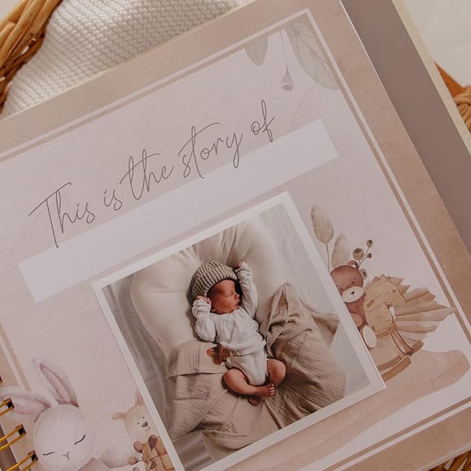 Peachly Unisex Baby Memory Book, Minimalist Baby First Year Keepsake for Milestones, Simple Baby Scrapbook for Boy Girl Milestones, Natural Linen (Haven)