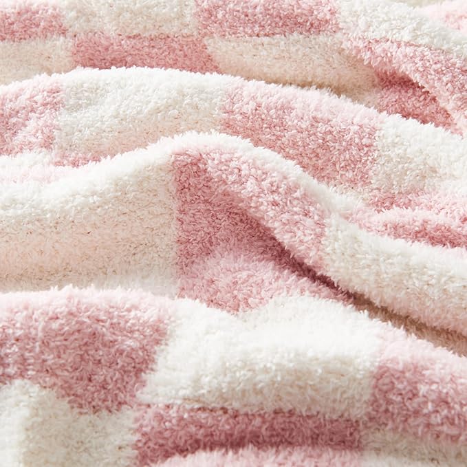 CozeCube Super Soft Fullfy Microfiber Reversible Knitted Blankets, Warm Cozy Fuzzy Plush Throw, Pink and White Checkered Throw Blanket for Couch Bed Sofa, 60" x 80"
