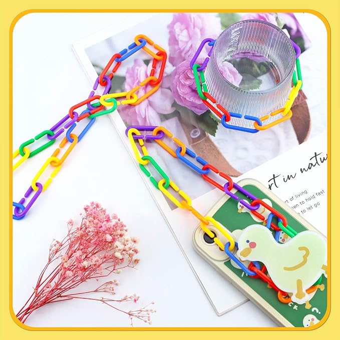 JIALEEY 100PCS Plastic Chain Links, Children's Learning Toy, Mix Color Rainbow DIY C-Clips Chains Hooks Swing Climbing Cage Toys for Bird Sugar Glider Rat Parrot