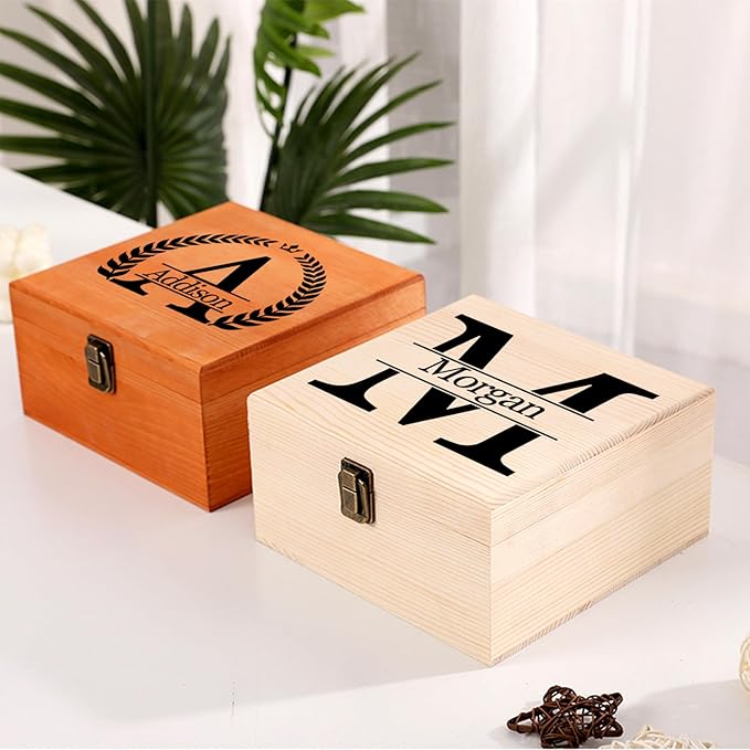 Personalized Keepsake Memory Box Custom Name Wooden Decorative Storage Box with Lids, Christmas Gift Box for Women Men Customized Gifts for Birthday Anniversary Wedding Graduation