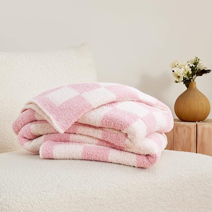 CozeCube Super Soft Fullfy Microfiber Reversible Knitted Blankets, Warm Cozy Fuzzy Plush Throw, Pink and White Checkered Throw Blanket for Couch Bed Sofa, 60" x 80"