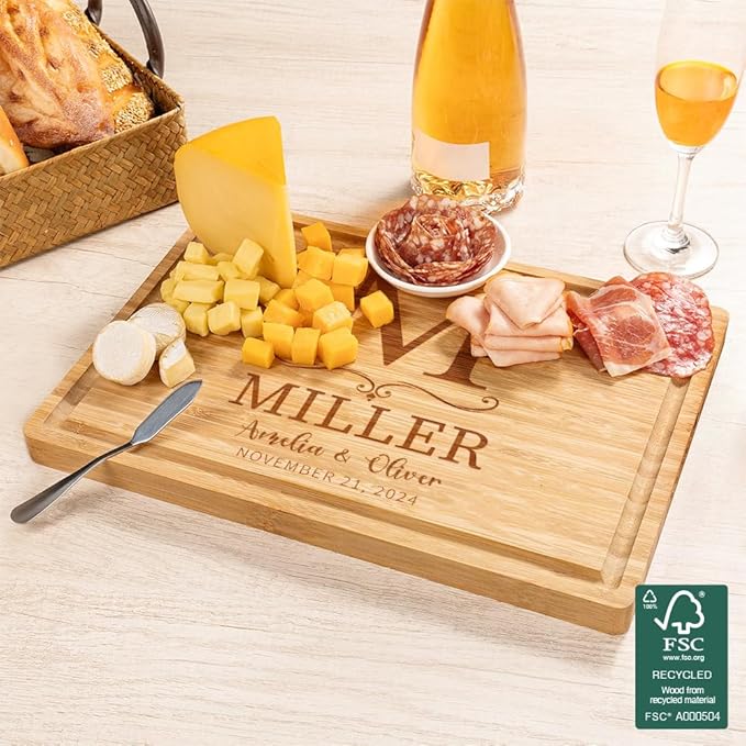 callie Personalized Bamboo Cutting Board with Monogrammed Name, Wooden Chopping Boards with Juice Grooves, Engraved Christmas, Wedding, Housewarming Gifts (S, M, L)
