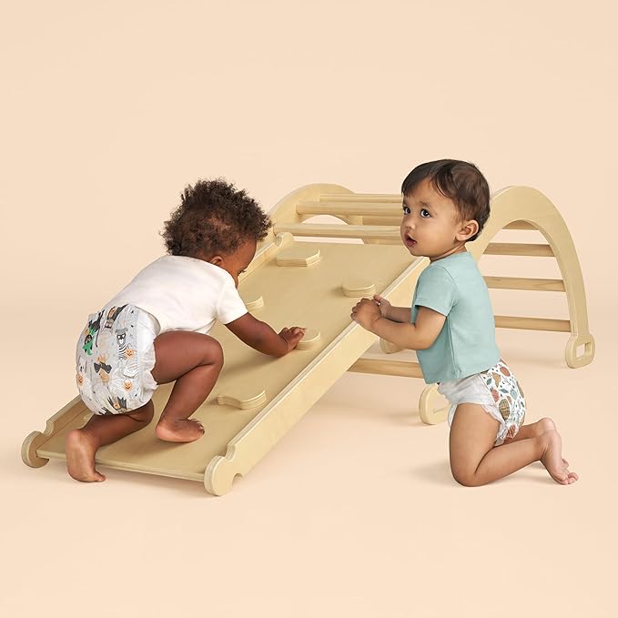 The Honest Company Clean Conscious Diapers for Delicate Skin | Up to 100% Leakproof | Hypoallergenic, Fragrance Free | Fall '25 Limited Edition Prints | Club Box, Size 5 (27+ lbs), 44 Count
