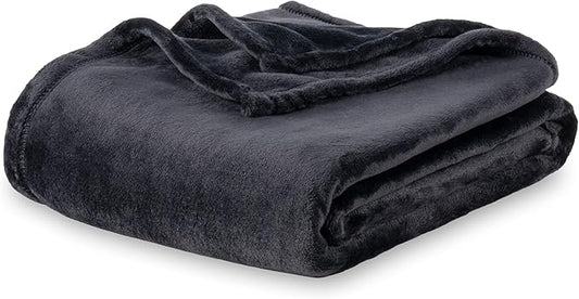 Berkshire Blanket Classic VelvetLoft® Solid Bed Blanket,King Size Bed Blanket,Lightweight Soft Fuzzy Plush Blanket for Bed and Couch,Black,90x108 Inches