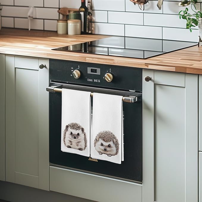 Funny Cute Hedgehog Kitchen Towels and Dishcloths Sets of 2, Hedgehog Decor Gifts, Fall Woodsy Rustic Cabin Lodge Forest Nursery Decor Dish Hand Tea Towels for Home Bathroom Kitchen,16x24Inch