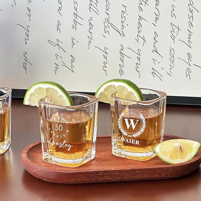 Personalized Groomsmen Gifts, Whiskey Glass 10 oz, Best Man Gift Custom Wedding Party Barware, Old Fashion Cup for Brandy Whiskey Beer for Men, Rocks Glasses for Dad, Husband (Style B)