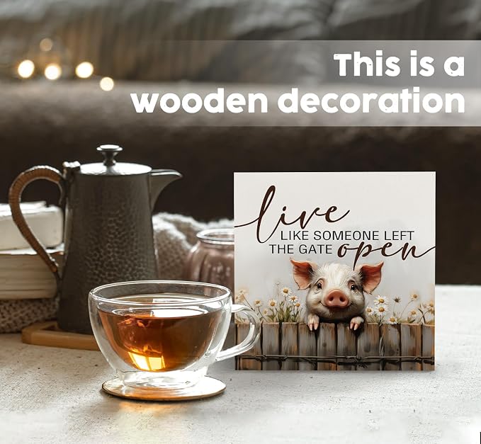 Pig Signs - Farm Cottagecore Animal Office Kitchen Bedroom Decor,Rustic Farmhouse Live like Someone Left the Gate Open Home Decor Wooden Signs,Pig Gifts for Women,6x6