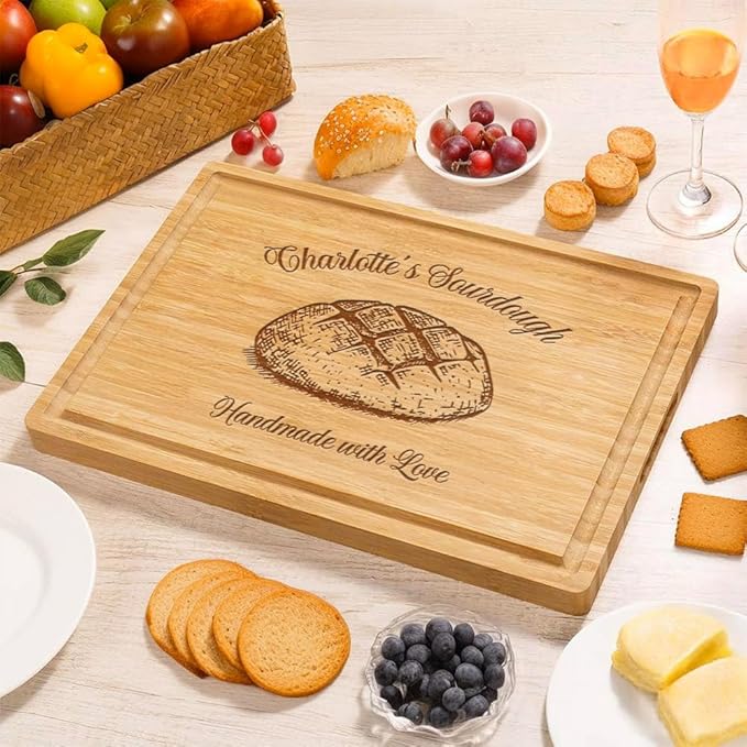 callie Personalized Bread Cutting Board, Decorative Bamboo Charcuterie Serving Tray, Customized Sourdough Gifts for Bakers, Baking Lovers Mom Friend Chefs (S, M, L)