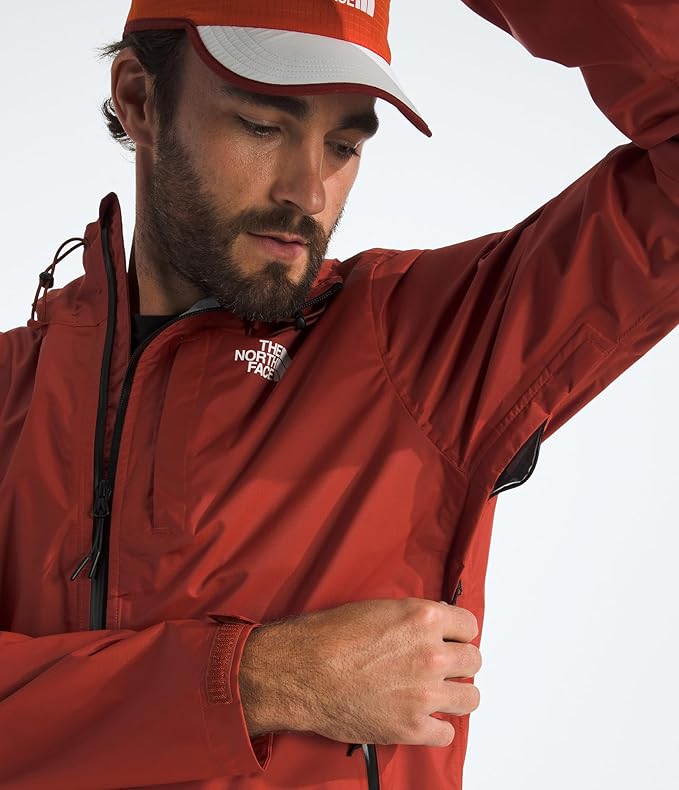 The North Face mens Alta Vista Rain Jacket