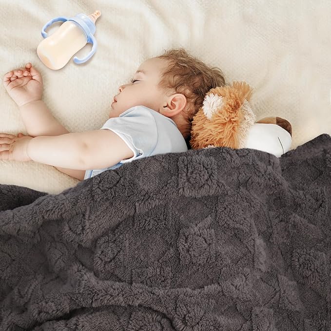 Ultra Soft Fleece Baby Blanket,Swaddle & Receiving Blankets for Newborn Infant, Lightweight Breathable Nursery Nap Blanket for Crib Stroller, for Boys & Girls Heart Checkered 30"x40" Gray