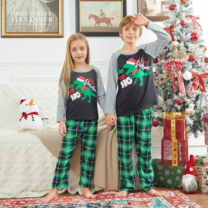 2024 Family Matching Pajamas Sets - Christmas Pjs Sleepwear Outfits for Holiday & Xmas Party