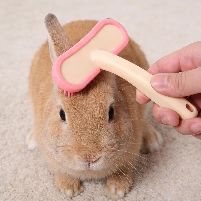 ABOOFAN Silicone Grooming Brush for Bunny and Small Pets with Soft Bristles, Easy Hair Removal and Hygienic Bath Cleaning Comb for Guinea Pigs, Rabbits, and Ferrets, User-friendly Design