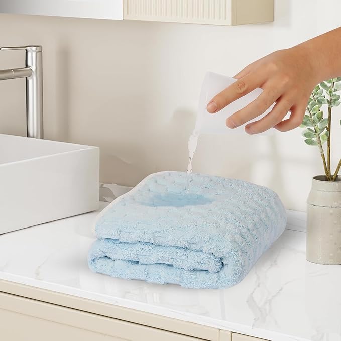 Luxury Microfiber Bath Towels, 4-Pack Ultra Lightweight Quick-Dry Bath Sheets, 27.5x55 Inches, Super Soft for Home, Spa, Gym, Travel (Mixed Color)