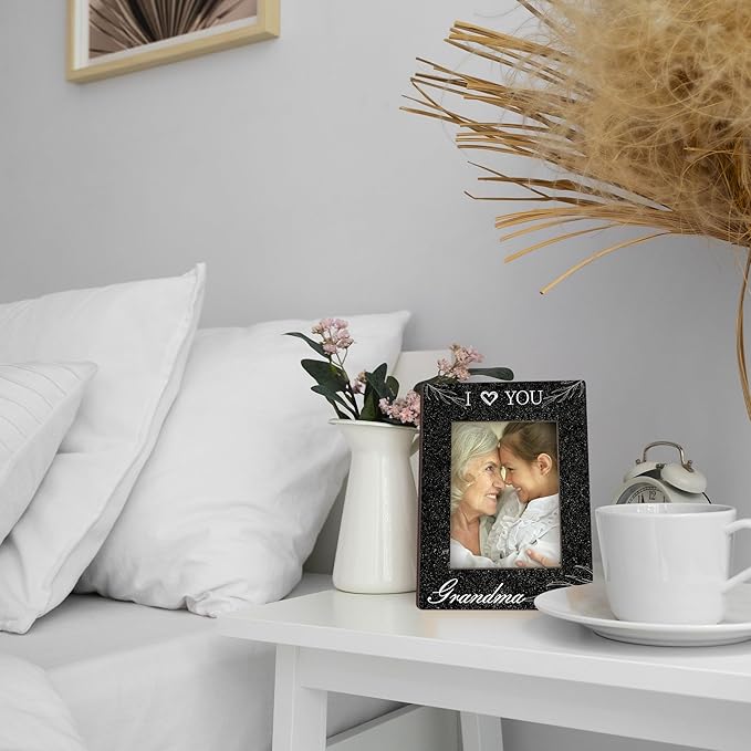 Grandma Gifts,“I Love You”Black Wood Picture Frame, 4x6 Inch, Vertical Photo Frame, Meaningful Gift for Grandma, Elegant Tabletop and Home Display