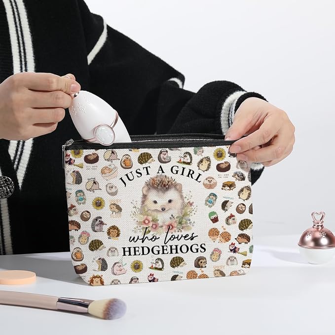Hedgehog Gifts for Women Girls Hedgehog Makeup Bag Hedgehog Stuff Merch Animal Lover Funny Birthday Christmas Gift for Hedgehog Lovers Daughter Sister Bestie Niece Just A Girl Who Loves Hedgehogs