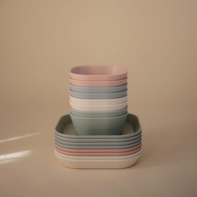 mushie Square Dinnerware Plates for Kids | Made in Denmark, Set of 2 (Ivory)
