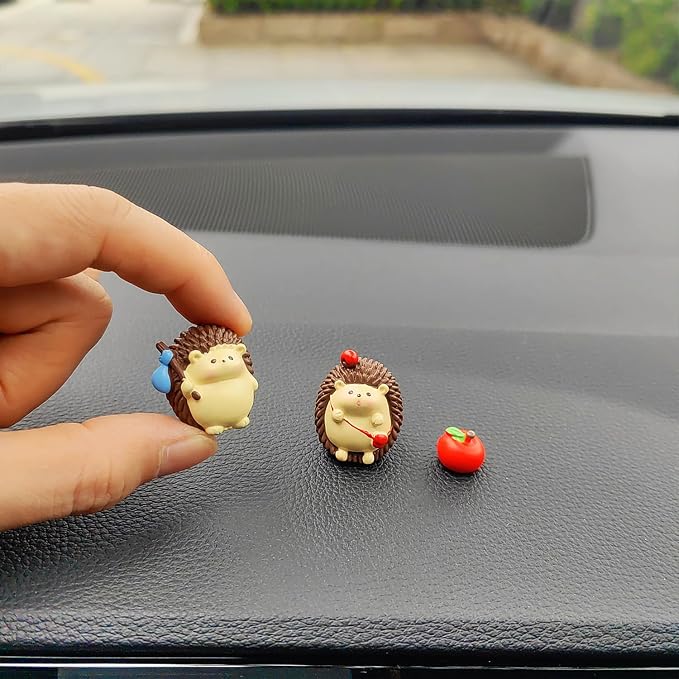 Little Hedgehogs with Apple Car Dashboard Decorations, Rear View Mirror Accessories Car Dash Decor, Cute Animal Ornaments Dashboard Accessories