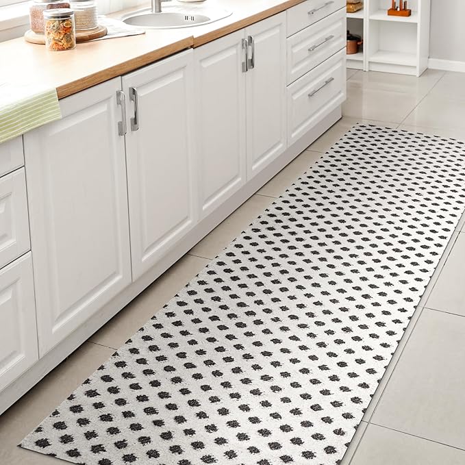 JONATHAN Y Mini-Diamond Trellis Indoor Outdoor Runner Rug 2X10 White/Black, Rabat High-Low Pile for Backyard, Patio, Porch, Easy-Cleaning, High Traffic, Pet-Friendly, Non-Shedding (SBH101B-210)