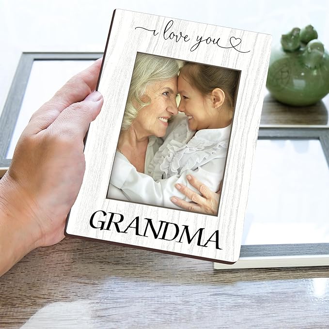 Gifts for Grandma,“I Love You” Grandma White Wood Picture Frame, 4x6 Inch, Vertical Photo Frame, Meaningful Gift for Family, Elegant Tabletop and Home Display