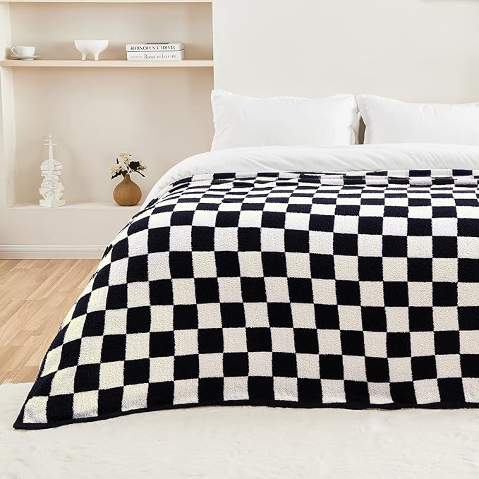 CozeCube Super Soft Fullfy Microfiber Reversible Knitted Blankets, Warm Cozy Fuzzy Plush Throw, Black and White Checkered Throw Blanket for Couch Bed Sofa, 50" x 60"