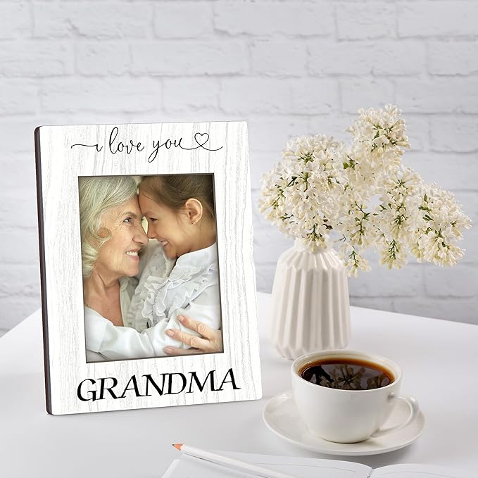 Gifts for Grandma,“I Love You” Grandma White Wood Picture Frame, 4x6 Inch, Vertical Photo Frame, Meaningful Gift for Family, Elegant Tabletop and Home Display