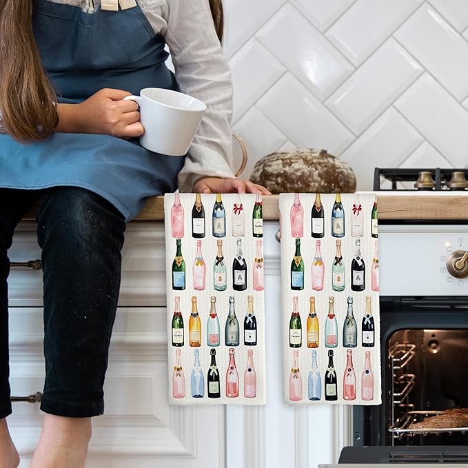 Champagne Lover Gifts Kitchen Towels Set of 2, Champagne Accessories Bar Bathroom Decor, Trendy Alcohol Bottles Cocktail Gift Bachelorettes Decorative Tea Towels Dish Towels 16x24 Inch