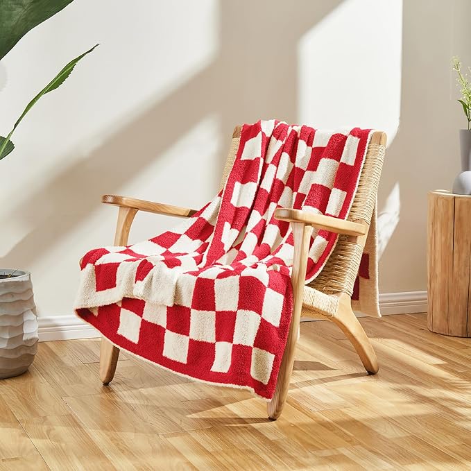 CozeCube Super Soft Fullfy Microfiber Reversible Knitted Blankets, Warm Cozy Fuzzy Plush Throw, Christmas red and White Checkered Throw Blanket for Couch Bed Sofa, 60" x 80"