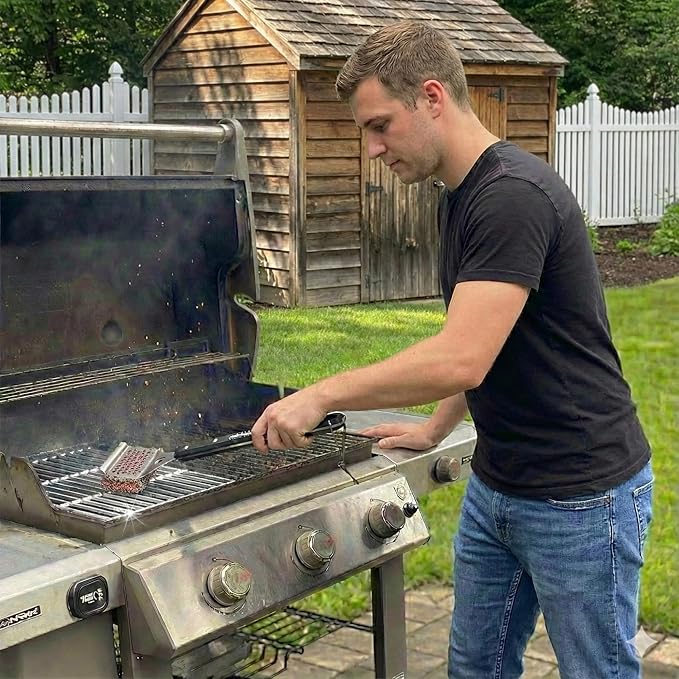 Grill Brush, Steel Bristle-Free BBQ Grill Cleaner with SteelCloth™ Stainless Steel Chainmail, Ergonomic Handle for Cast Iron, Stainless Steel & Porcelain-Coated Grates, 1 Pack